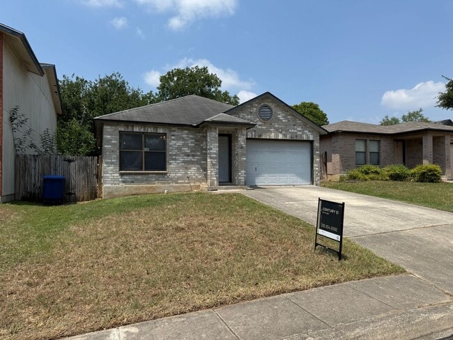 Building Photo - CUTE 3 BR HOME IN NEISD SCHOOLS WITH EASY ...