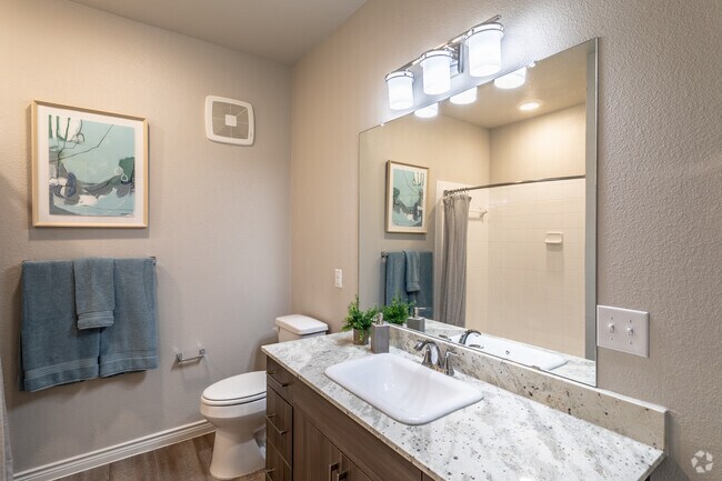1 habitación, 1 baño - 766 pies cuadrados - Inn at Westover Hills 55+