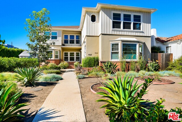 Foto del edificio - 351 N Alfred St