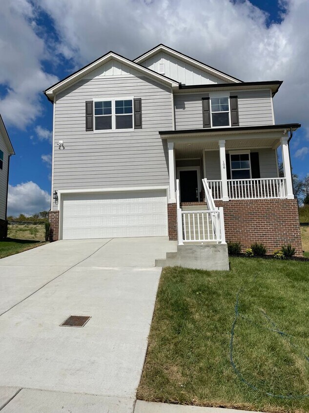 Foto principal - 108 Millbrook Dr
