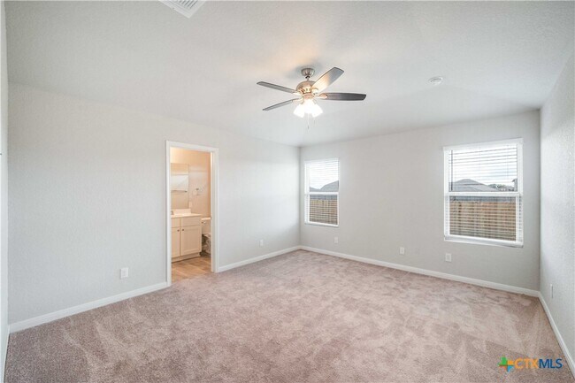 Building Photo - 1374 Rios Bend Dr