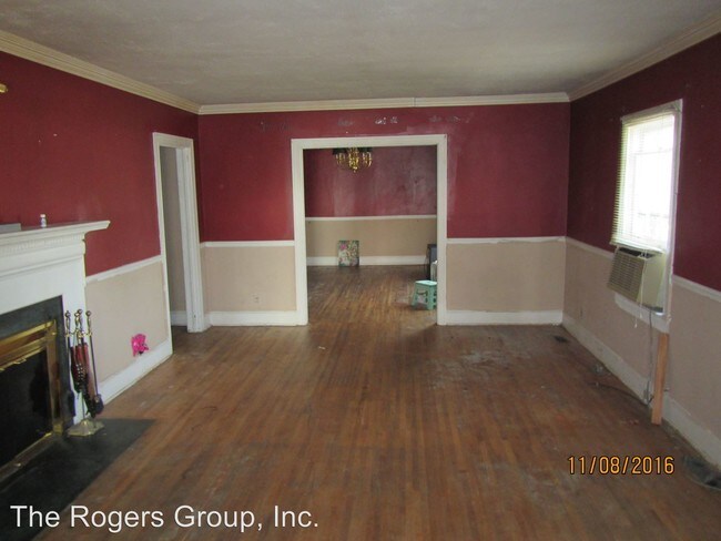 Building Photo - 713 N Williams St