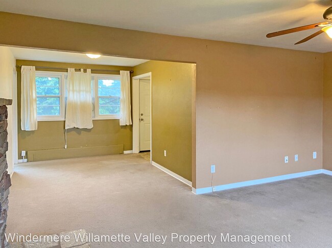 Foto del edificio - 5 br, 2 bath House - 1515 NW 23rd