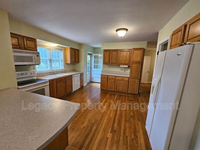 Foto del edificio - 1425 Union Cross Rd