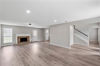 Building Photo - 4523 Waterfall Way