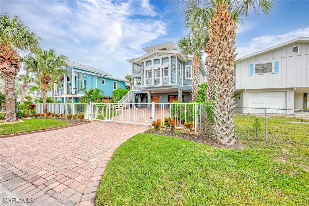 Foto principal - 27725 Forester Dr