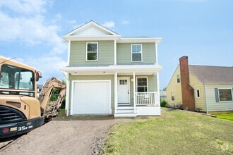 Building Photo - 70 Northfield Dr