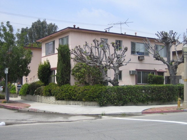 Building Photo - 11905 Woodbridge St
