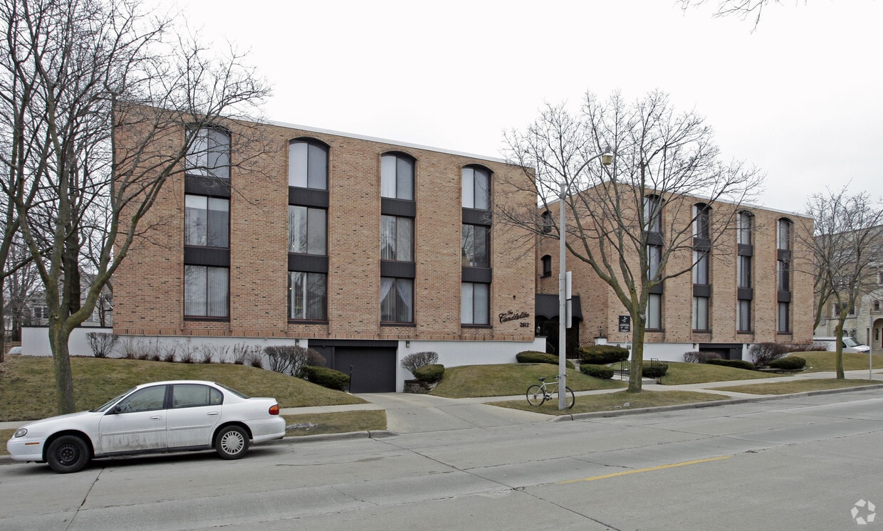 Foto del edificio - Candlelite Apartments