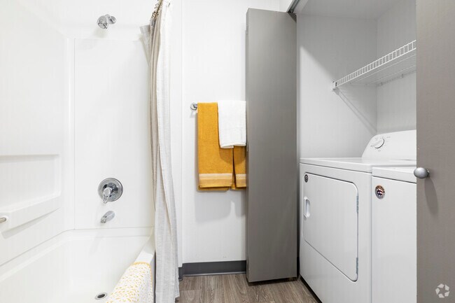 Interior Photo - Lumen