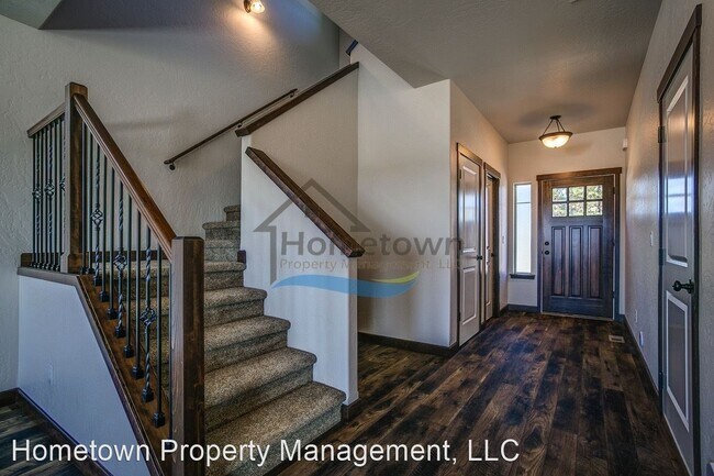 Building Photo - 3 br, 2.5 bath House - 6685 N Idlewood Dr