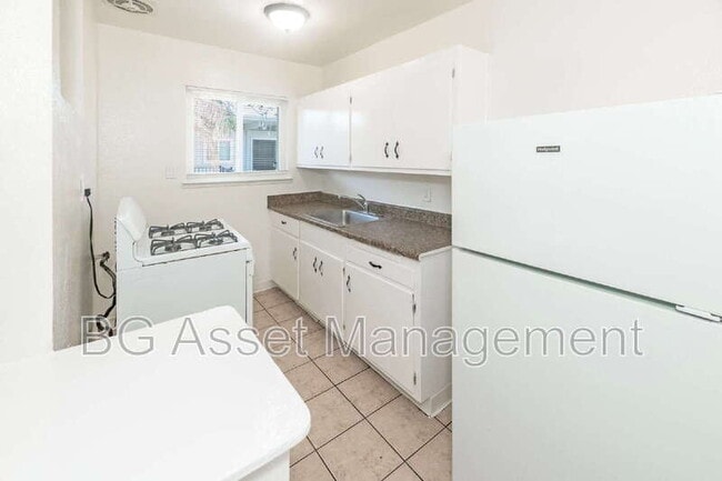 Foto del edificio - 728 Darina Ave