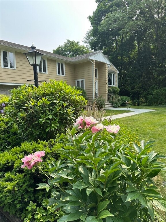 Building Photo - 103 Sherburn Cir