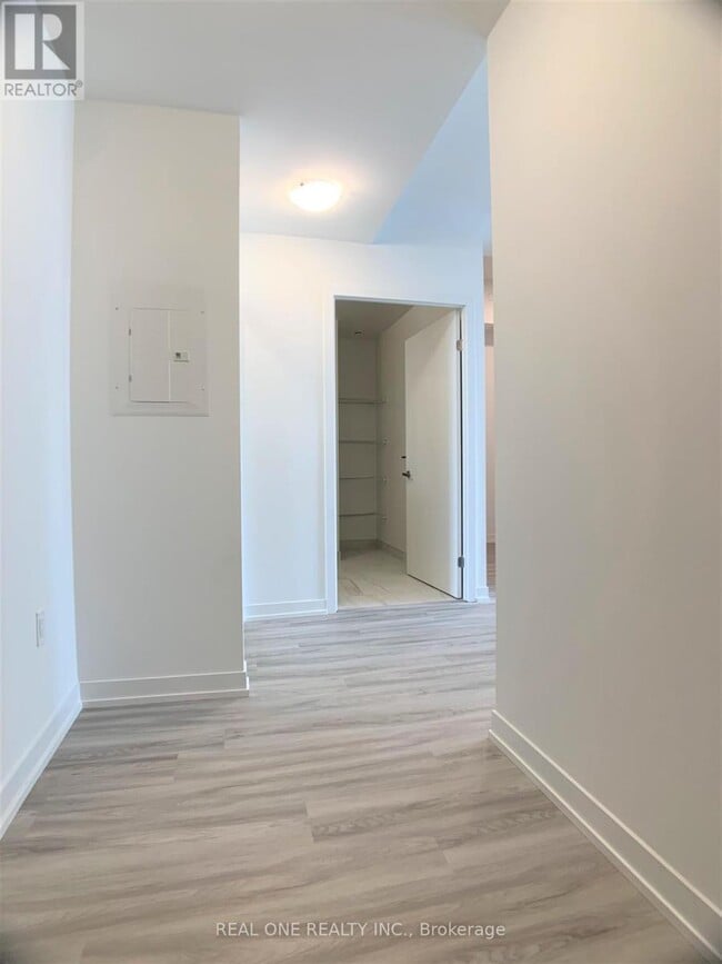 Building Photo - 55 Cooper St