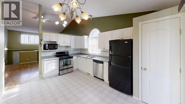 Photo du bâtiment - 11324-1192A 92a St