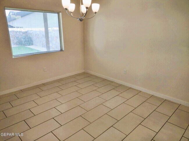 Building Photo - 14725 Tierra Fortaleza Ave
