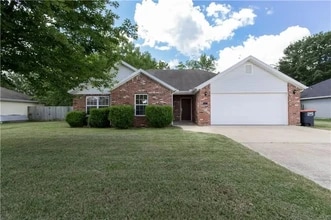 Building Photo - 1256 Fox Run Ln