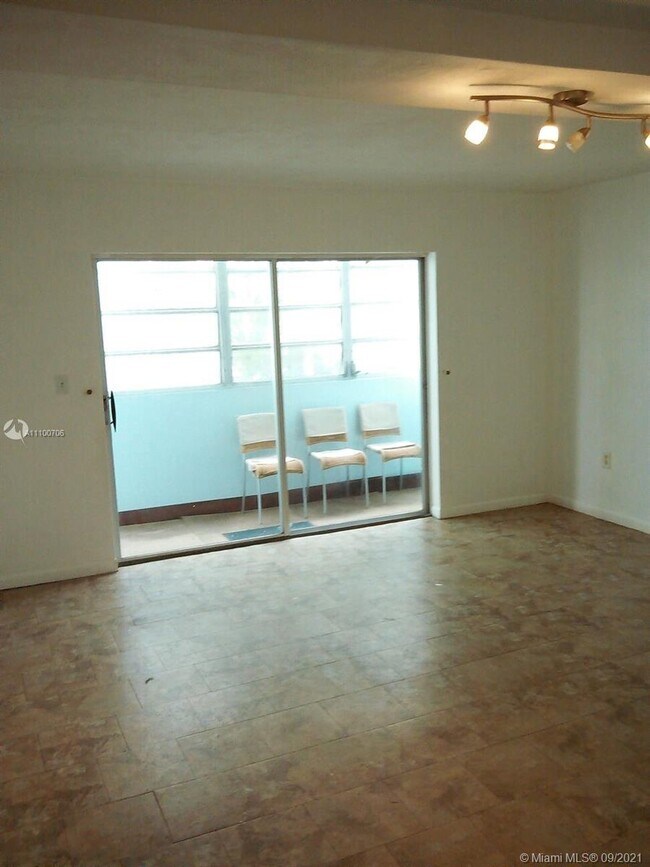 Foto del edificio - 1662 Lincoln Ct