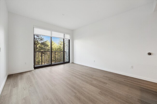 Building Photo - 1 Riva Row