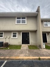 Building Photo - 1625 Martin Bluff Rd