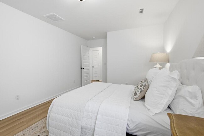Foto del edificio - 207 Eagle Edge Dr