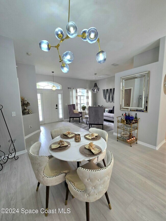 Foto del edificio - 491 South Key Lime Square SW