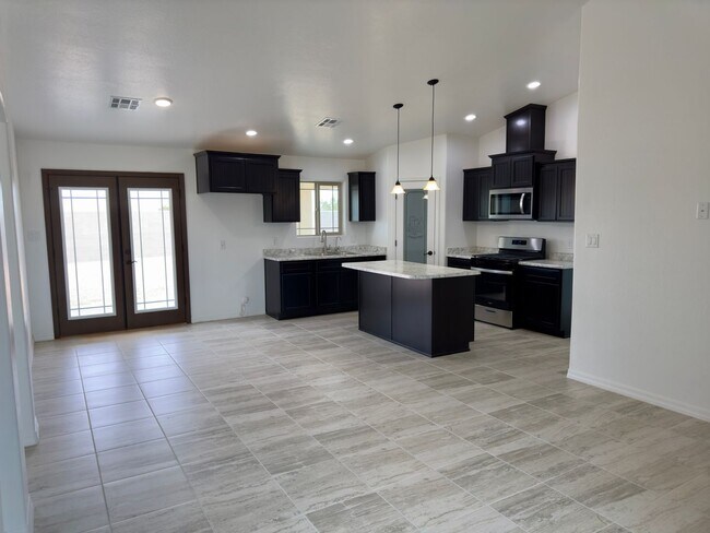 Foto del edificio - Almost New 3-Bedroom, 2-Bath Home for Rent in Bienestar 12!