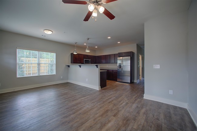 Photo - 1805 Shiloh Rd NW