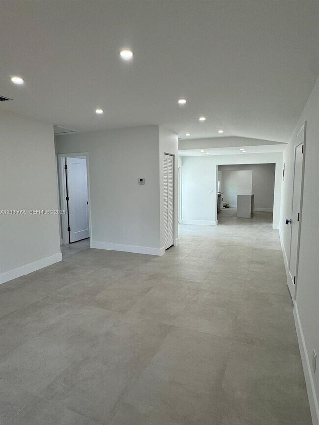 Foto del edificio - 4028 SW 49th Ct