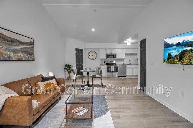 Foto del edificio - 7008 Erie Rd