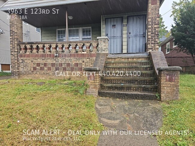 Building Photo - 3963 E 123rd St