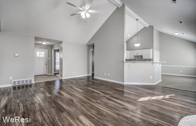 Foto del edificio - 3 br, 2 bath House - 2623 Laurelcrest Dr