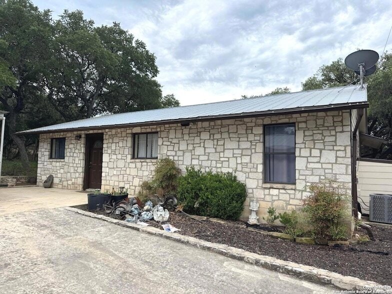 Primary Photo - 7501 FM1283