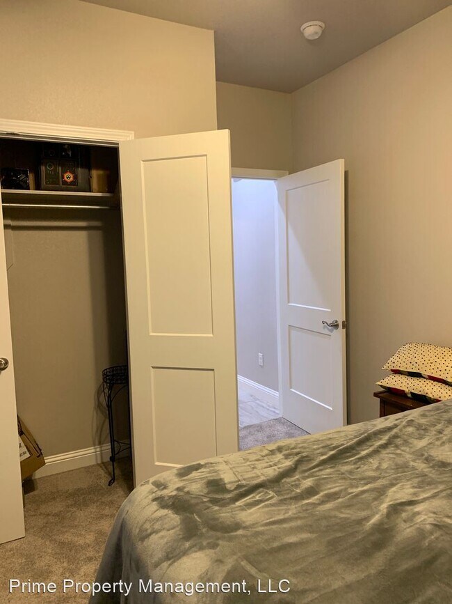 Building Photo - 3 br, 2 bath House - 1209 Dale St