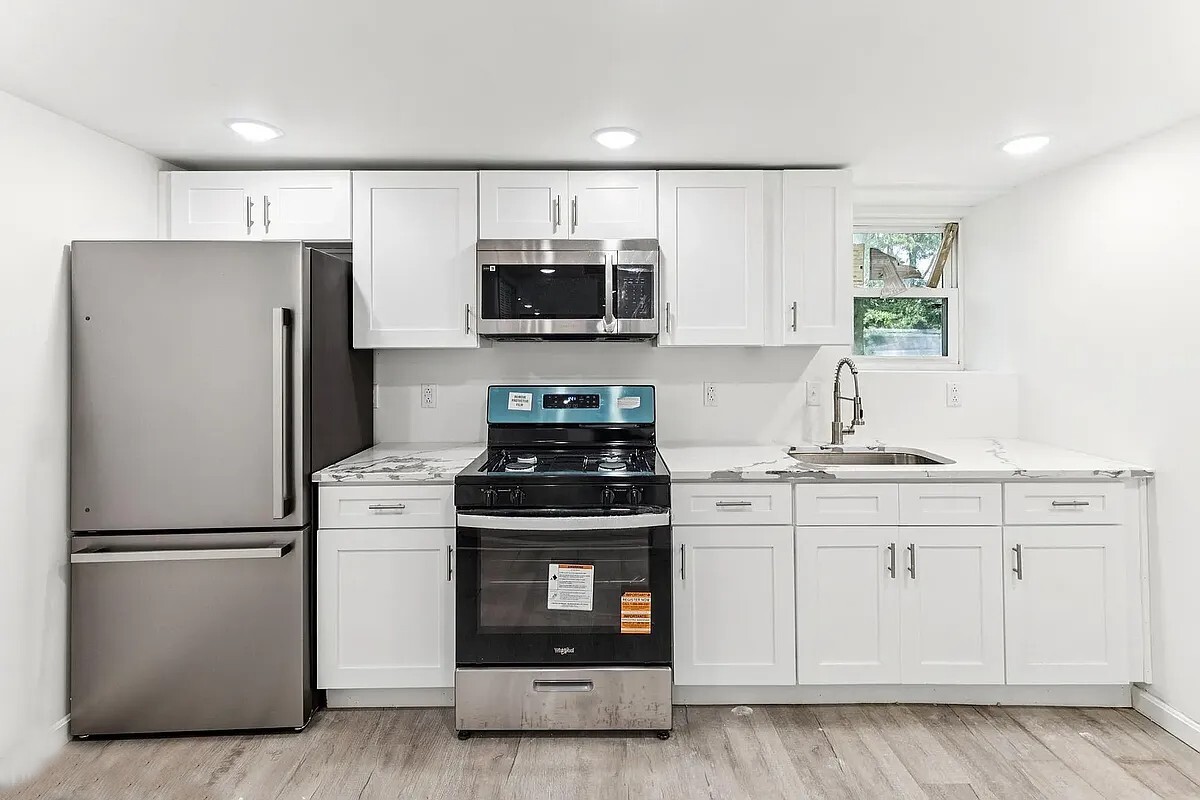 Foto principal - 507 S 63rd St