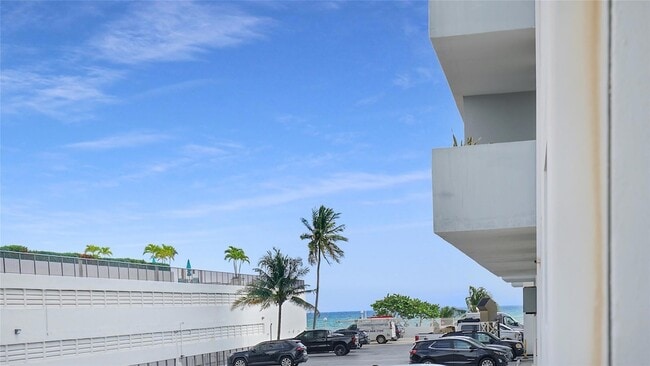 Foto del edificio - 4250 Galt Ocean Dr