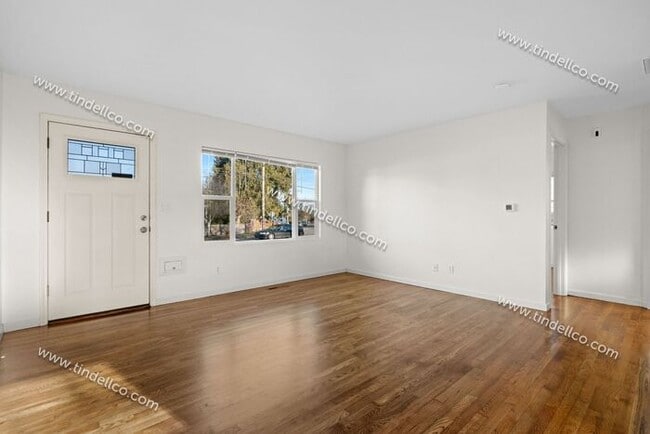 Building Photo - Cozy 2BR Corner Lot Home with Garage, Shed & Fenced Yard!