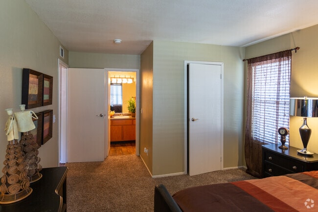 2BR, 2BA 986SF - Countryside Village Apartments