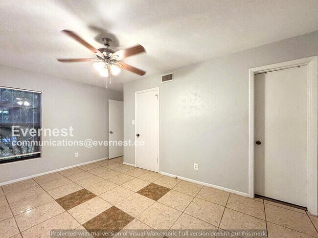 Foto del edificio - 1903 S Cedar Ave