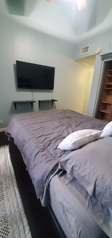 Foto del edificio - 137 W Central Ave