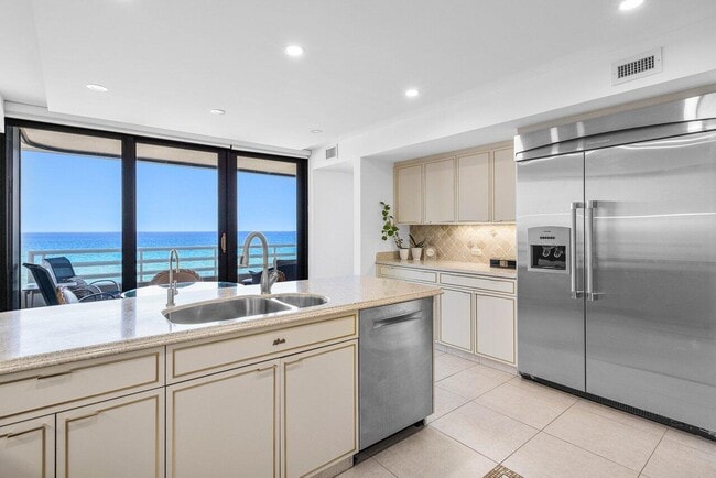 Building Photo - 1500 S Ocean Blvd