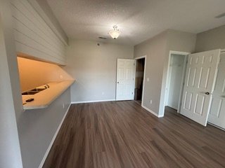 Foto del edificio - 1320 SE Florence Dr