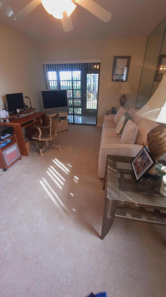 Building Photo - 15461 Lakes of Delray Blvd