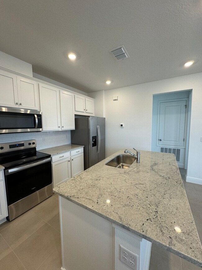 Building Photo - 8300 Nemours Pkwy