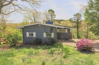 Building Photo - 42 Hope Dr