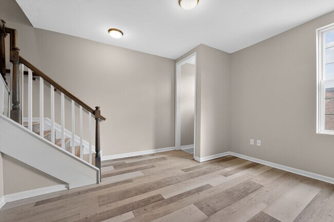 Foto del edificio - 2 bed 1.5 bath rowhome in Baltimore!