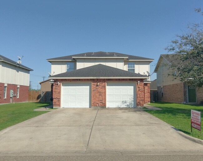 Building Photo - 20551 Alta Vista Ct