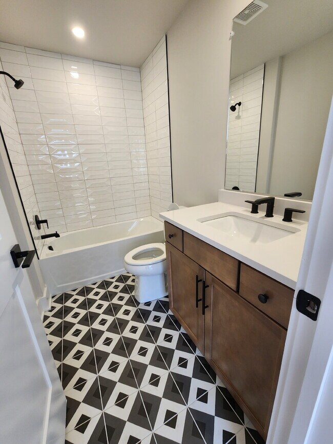 Building Photo - 4 Bedroom Home in The Nations with Private Baths & 2-Car Garage