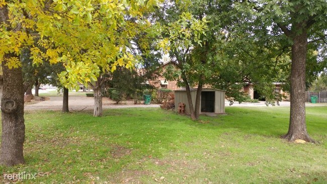 Foto del edificio - 3 br, 1 bath House - 501 East Hermosa