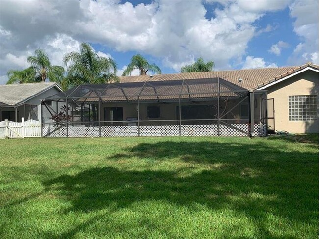 Building Photo - 22347 Martella Ave